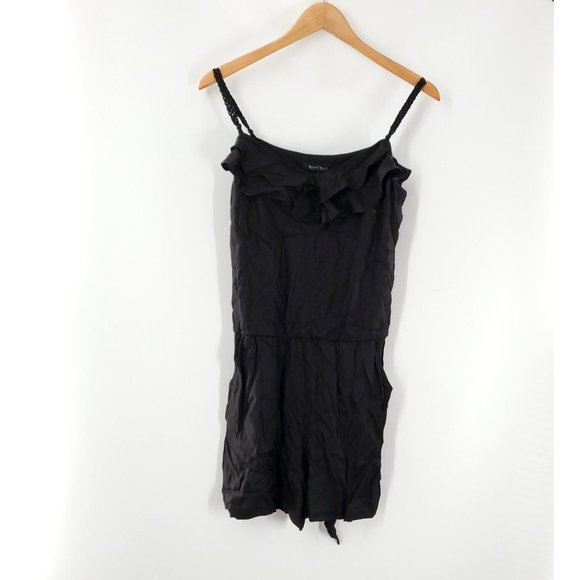 White House Black Market Women's Black Romper‎ Size 2 Side Zipper Closure - Picture 1 of 6